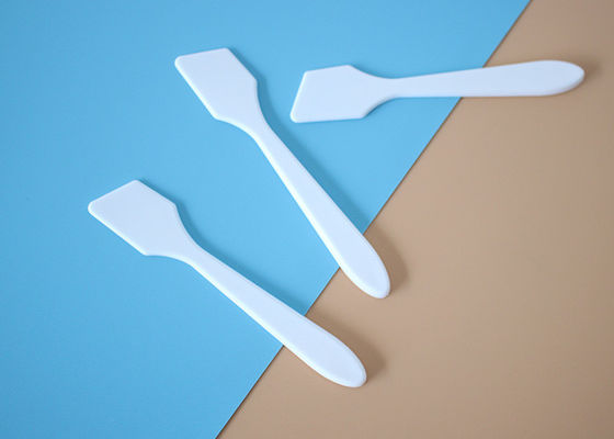 white 81.8mm Cosmetic Cream Spoon In Injection Plastic Mould