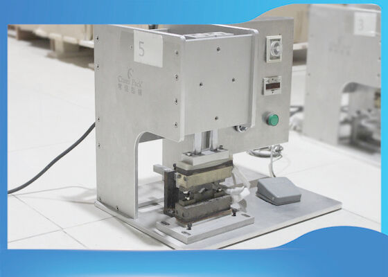 Press Nozzle 1800W Spout Packing Pouch Sealing Machine
