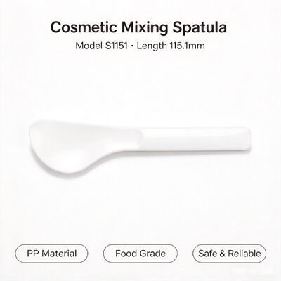 Quality  Food grade PP cosmetic spatula S1151, 115.1mm plastic beauty mixing scoop. Smooth curved head for mixing mask powder & applying skincare cream, ideal for beauty salon & home DIY skincare factory