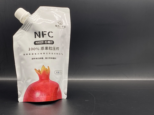 Professional Plastic Liquid Spout Bags Biodegradable For Food &amp; Cosmetic Packaging