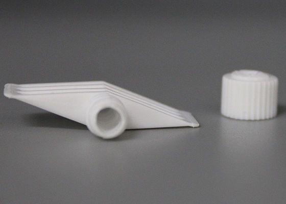 Inner Diameter 4.5mm Plastic Twist Spout Cap For Cosmetic Portable Bags