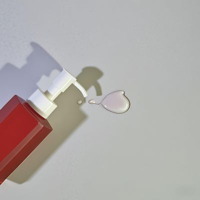 Hexagonal Straight Body PET Plastic Bottle with Press Pump Sealing for Cosmetic Lotion or Shampoo in 120ml 150ml 200ml Capacity