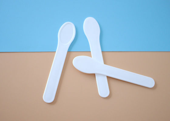 96.7mm HDPP Plastic Cosmetic Spatula Scoop For Skincare Jar