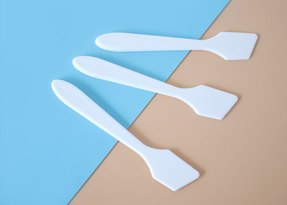 white 81.8mm Cosmetic Cream Spoon In Injection Plastic Mould